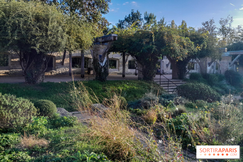 Issy - parc de l'île Saint Germain et Tour aux figures 