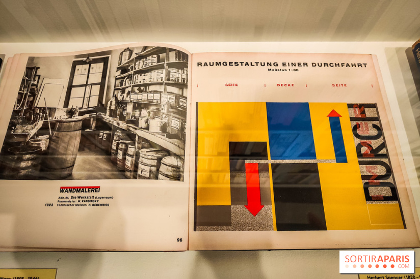 Exposition Etienne + Robial, l'exposition insolite de Futuropolis à Canal+, à voir au MAD - photos