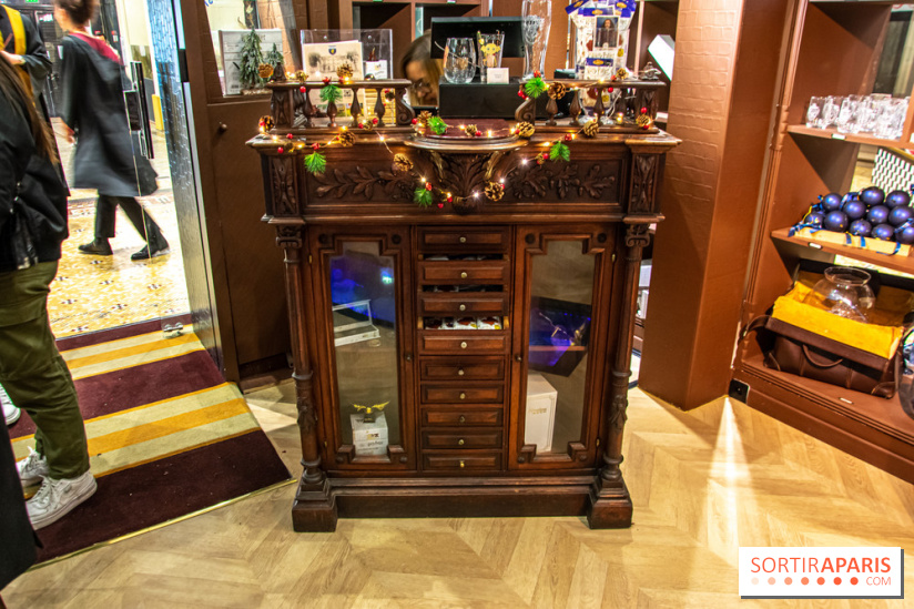 Harry Potter : nos photos du pop-up store Arribas, spécialisé dans le verre, sur les Champs-Elysées