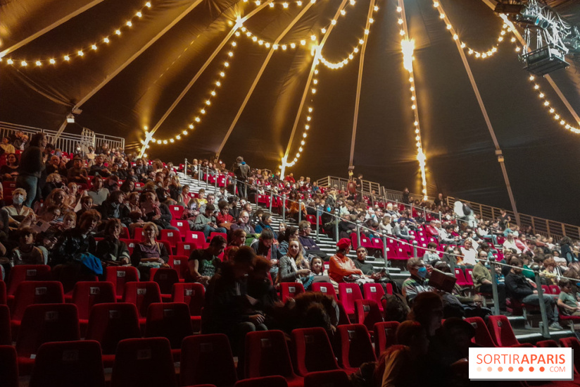 Passagers, le spectacle de la compagnie les 7 doigts de la main à la Villette