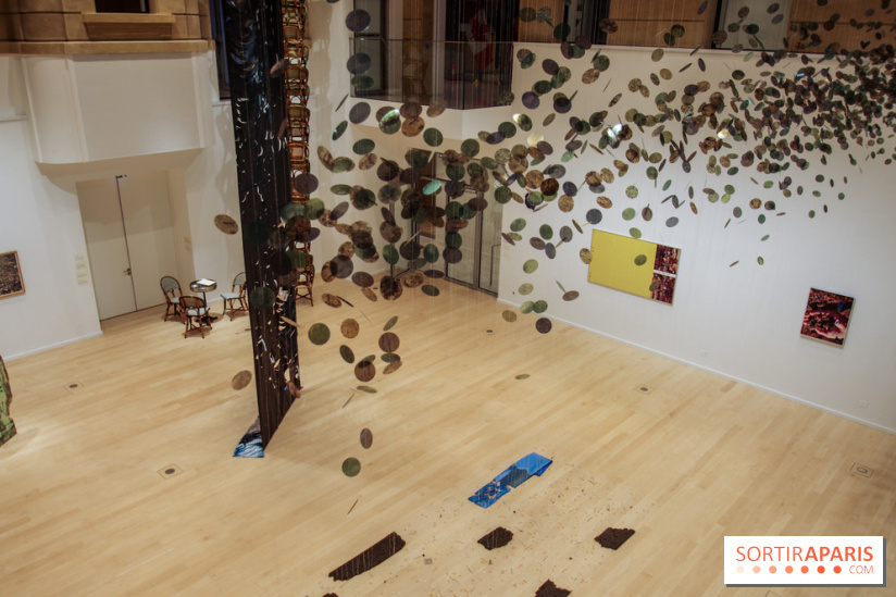 Le synthétique au cœur de l’humain, nos photos de l'expo au Centre culturel canadien