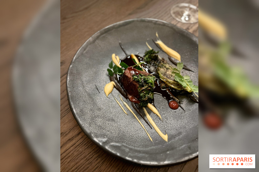 Nhome - Cerf et champignons