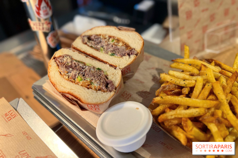 Lazy Suzy dan burger BBQnya dengan daging asap dan suwiran ala Texas