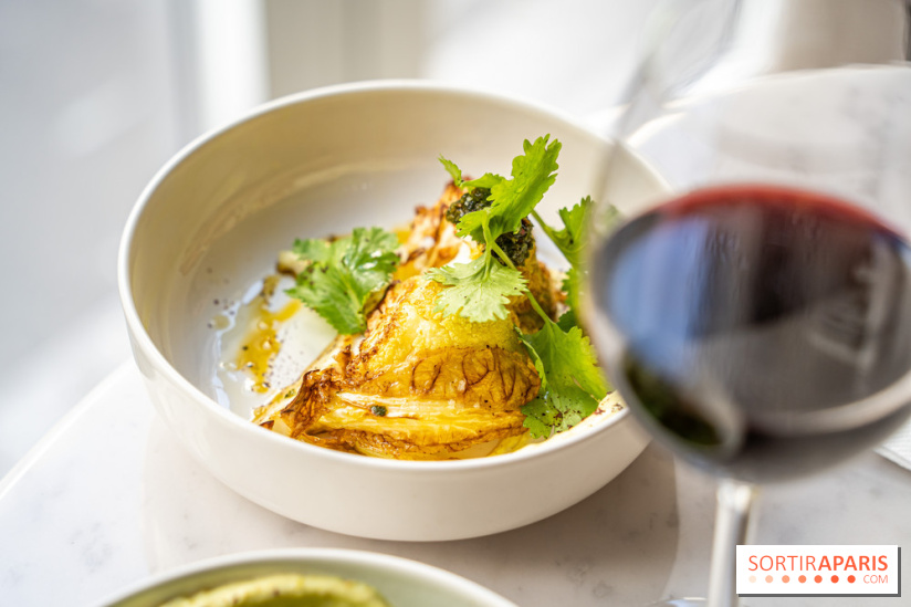 Alluma Restaurant - chou fleur doré - herbes