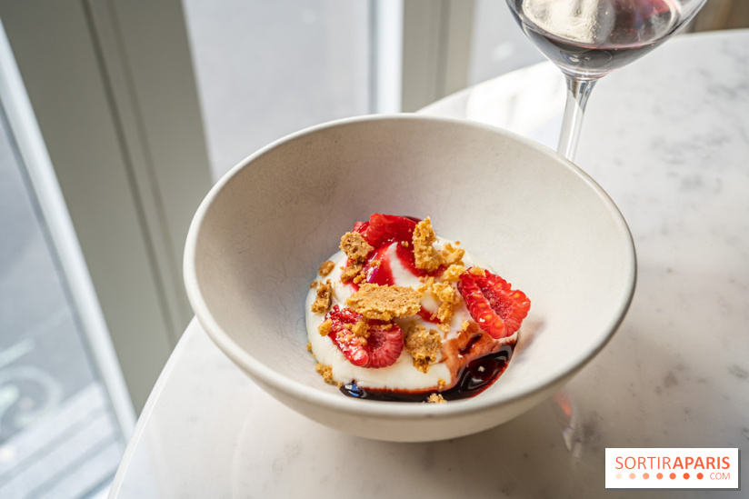 Alluma Restaurant - dessert - crème de Malawi - curable aux amandes