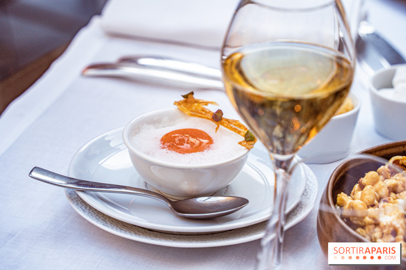 Le tea Time du Joy à l'Hôtel Fouquet's Paris par Anthony Coquereau - pré-dessert - champagne