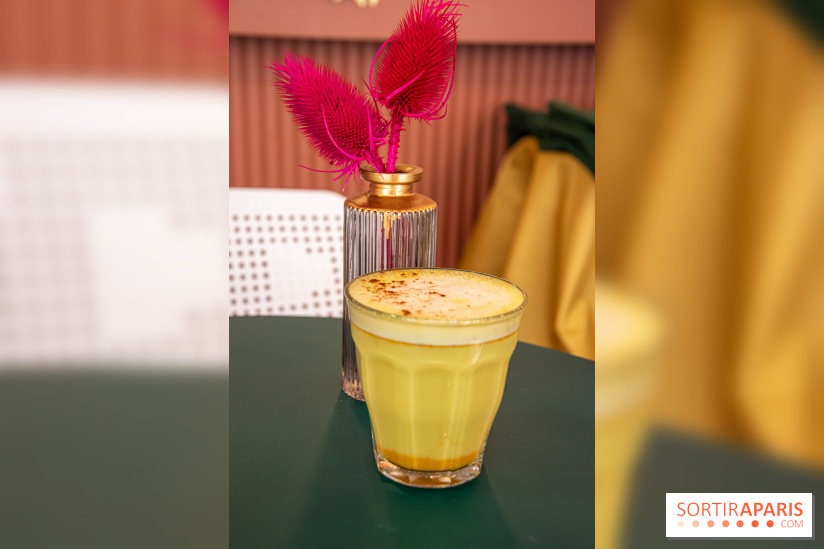 Avocateria Gare de Lyon golden latte