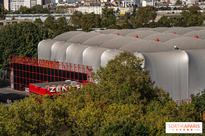 Yeat dalam konser di Zénith di Paris pada bulan Oktober 2024 ...