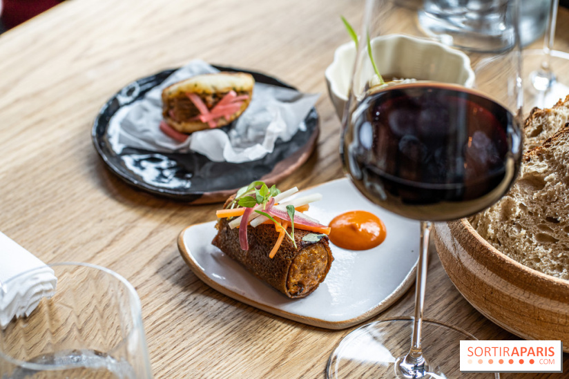 Ambos restaurant Paris - Cristina et Pierre Chomet - arepa - galette saucisse