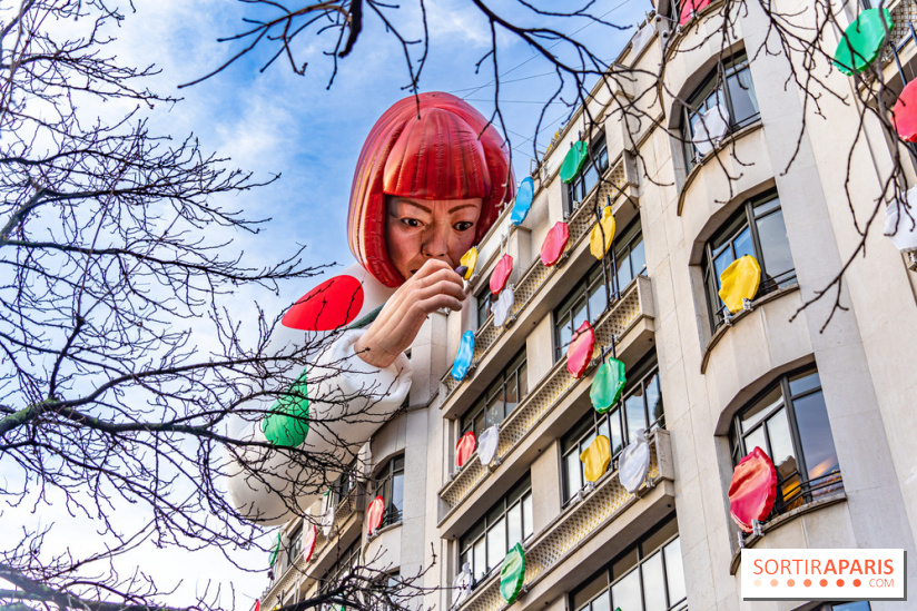 Yayoi Kusama chez Louis Vuitton sur les Champs-Elysées - photos 