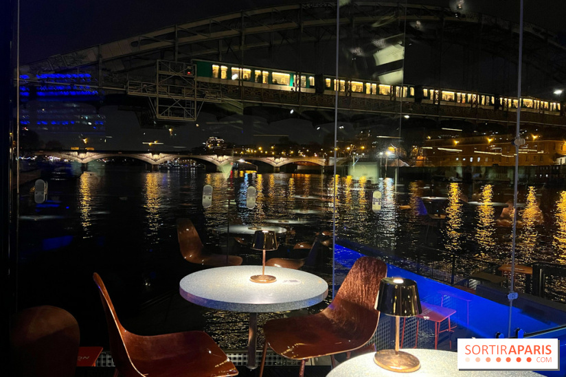 OFF Paris Seine - Bar de nuit
