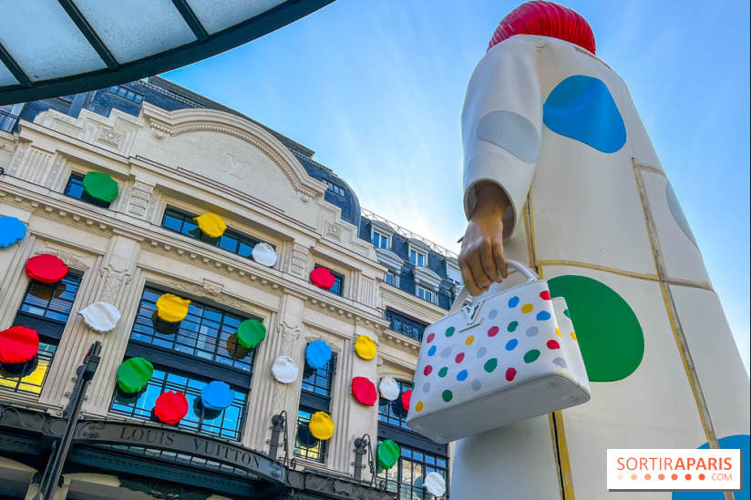 Yayoi Kusama face à la Samaritaine - image00004