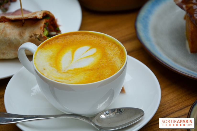 Golden Milk Latte La Main Noire Maison Breguet