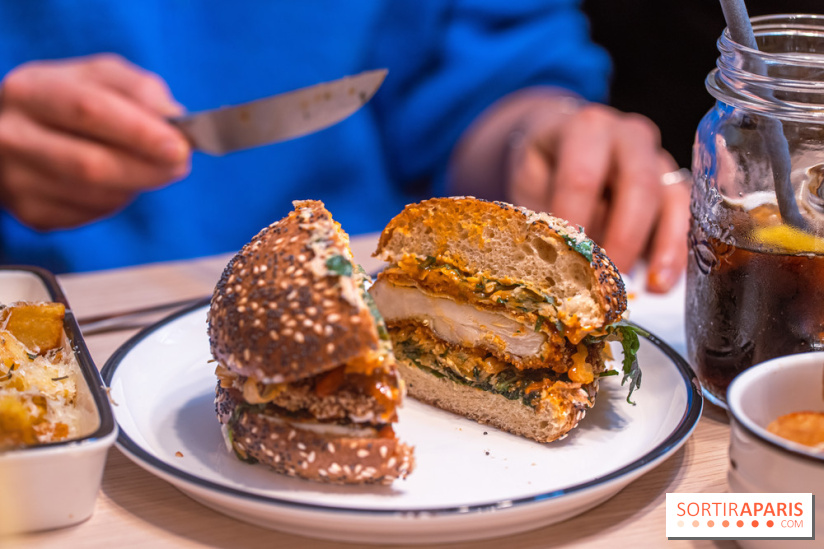 Jòia Bun - restaurant de burgers - Hélène Darroze -  burger poulet