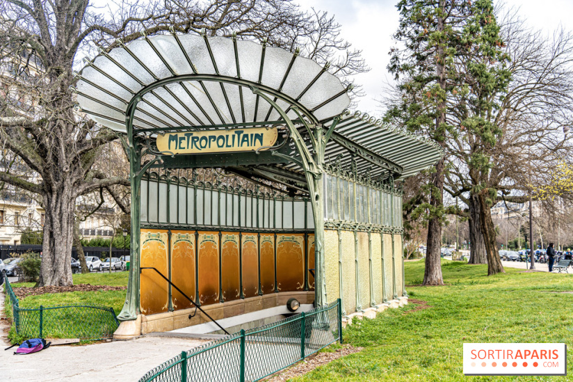 Le dernier édicule de type B d'Hector Guimard - Métro Porte Dauphine