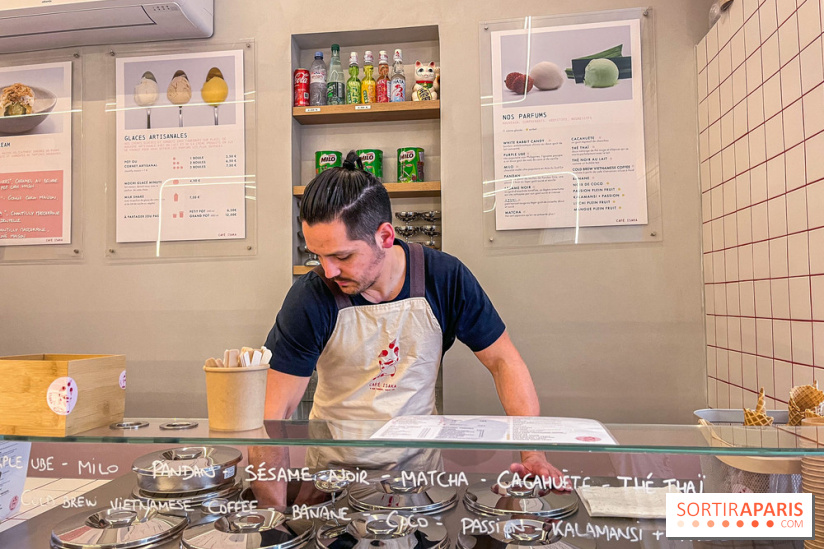 Le café Isaka, à deux pas du Palais Royal - D405CE6E 9C33 45C7 B7FC D99193A3F149