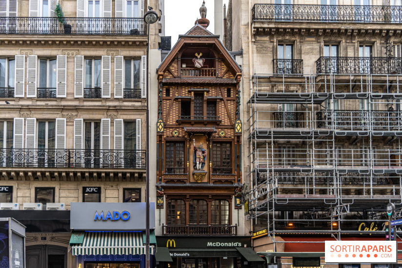 Façade alsacienne classée à Paris - McDo Saint-Lazare -  A7C6690