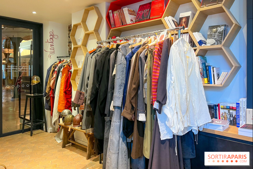 Vente de costumes de la Comédie Française - image00003