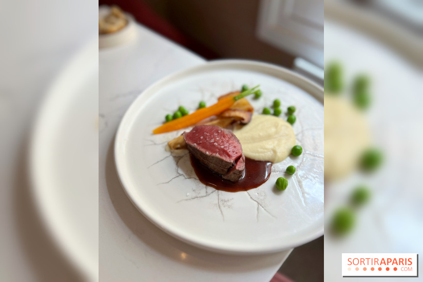 Akabeko - Bœuf charolais