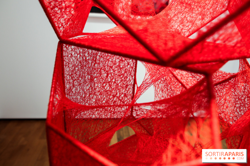 Expo Memory Under The Skin de Chiharu Shiota à Paris, nos photos