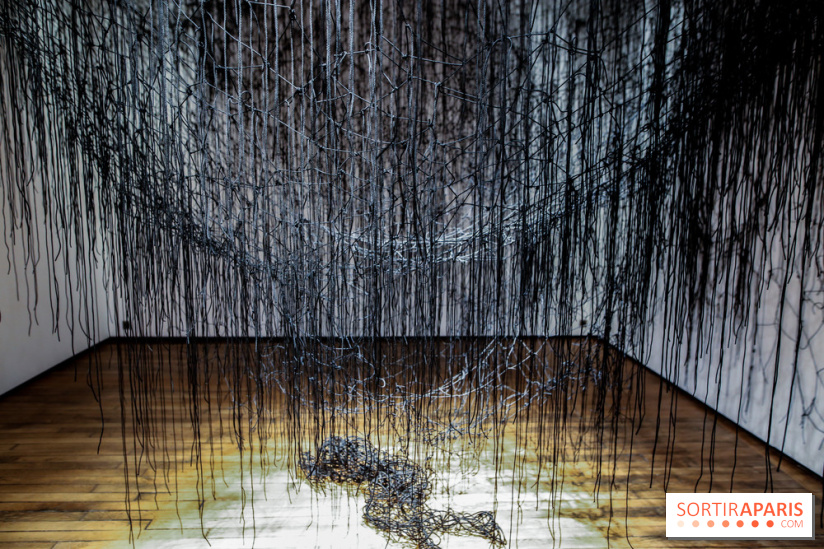 Expo Memory Under The Skin de Chiharu Shiota à Paris, nos photos