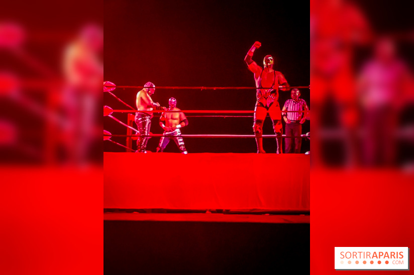 Nuit Blanche 2023 : la lucha libre fait le show sur la place du Châtelet !