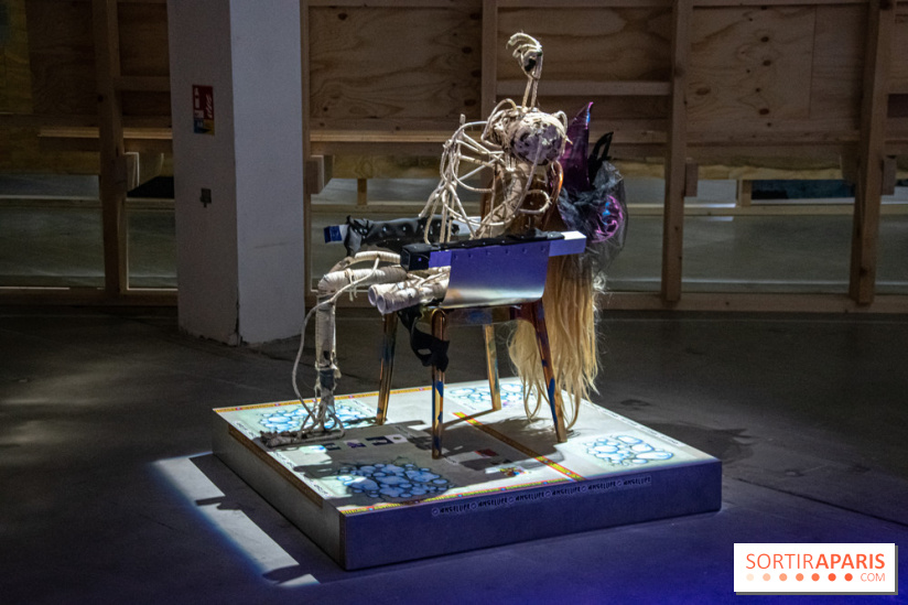 Expositions d'été au Palais de Tokyo la morsure des termites