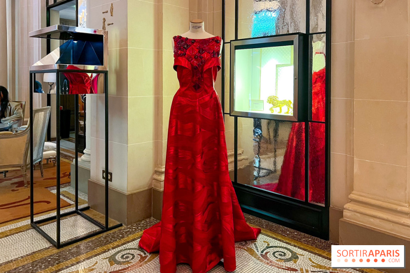 Exposition mode au Plaza Athénée pour la Fashion Week Haute Couture - image00001