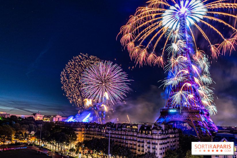 Au feu d'artifice de la Tour Eiffel, les JO 2024 en arrière-plan
