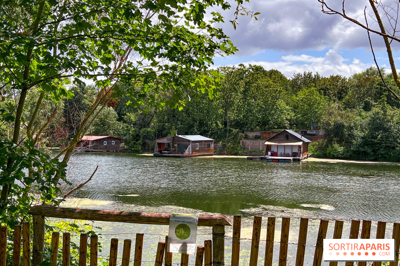 L'étang de la Galiotte dans le parc du Peuple de l'Herbe - Carrières-sous-Poissy (Yvelines)