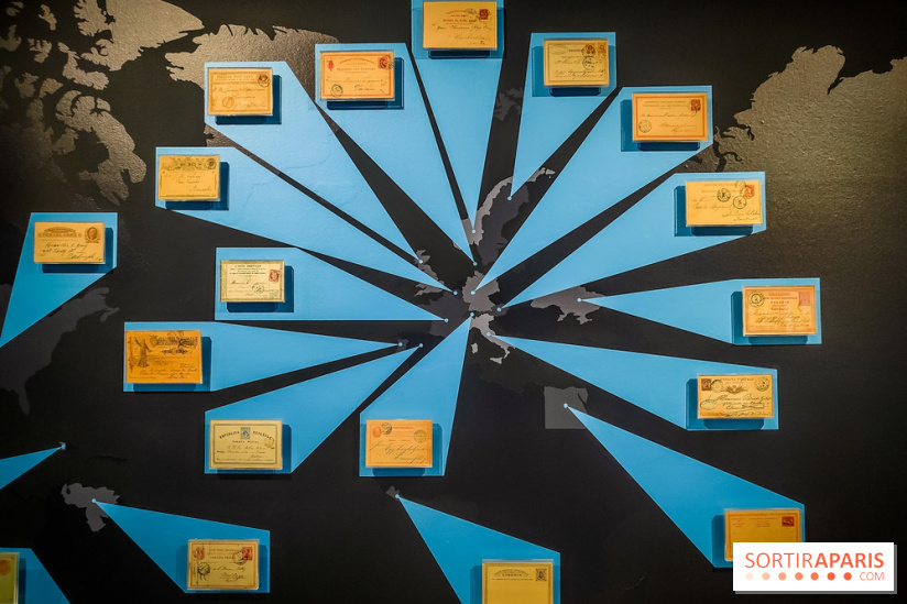 Nouvelles du paradis, la carte postale de vacances : l'exposition ensoleillée au Musée de la Poste