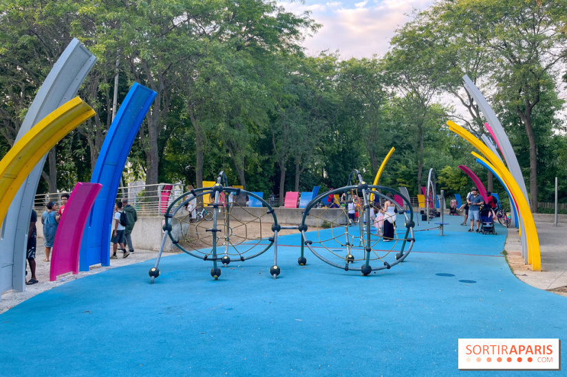 Le Jardin du Dragon, l'aire de jeux colorée au parc de la Villette - image00042