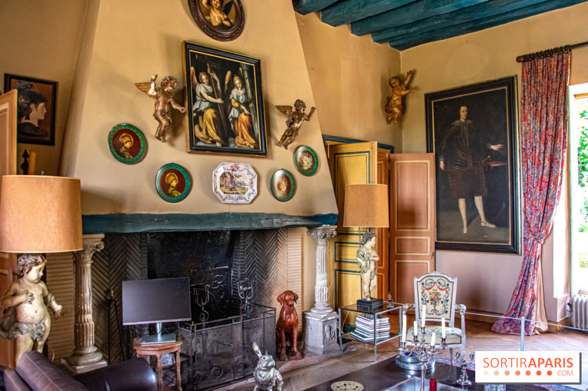 Domaine de Jean-Claude Brialy à Monthyon salon