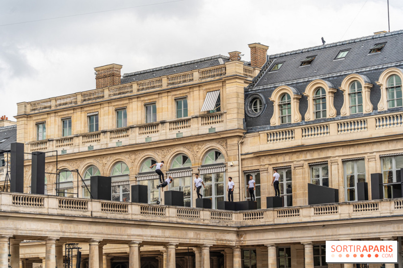 Horizon, le spectacle dans la cours du Palais Royal