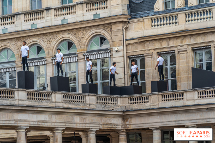 Horizon, le spectacle dans la cours du Palais Royal