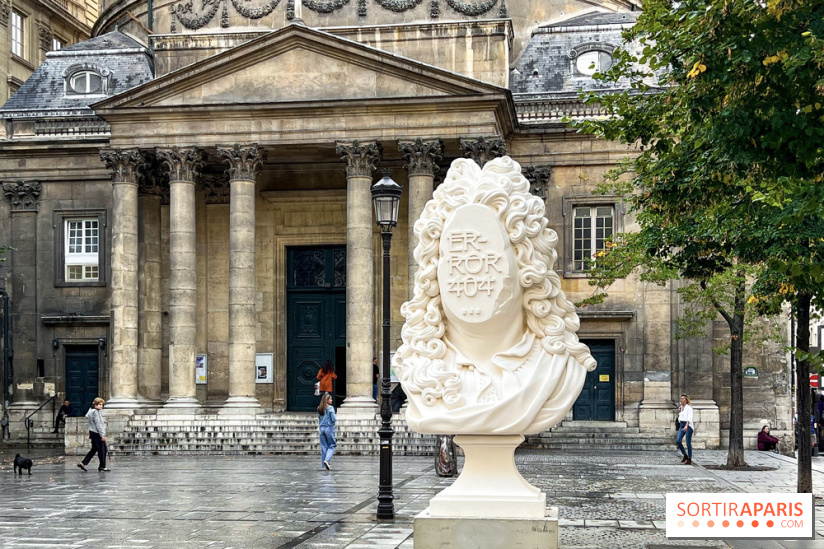 L'exposition en plein air des œuvres monumentales de RERO - Quartier Faubourg Saint-Honoré