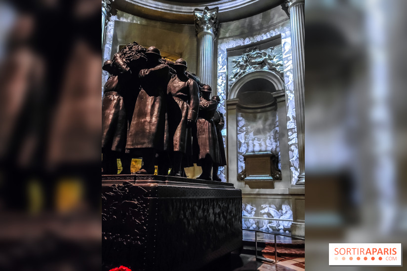 Aura, un spectacle son et lumières qui illumine le Dôme des Invalides - photos et vidéo - IMG20230920210825