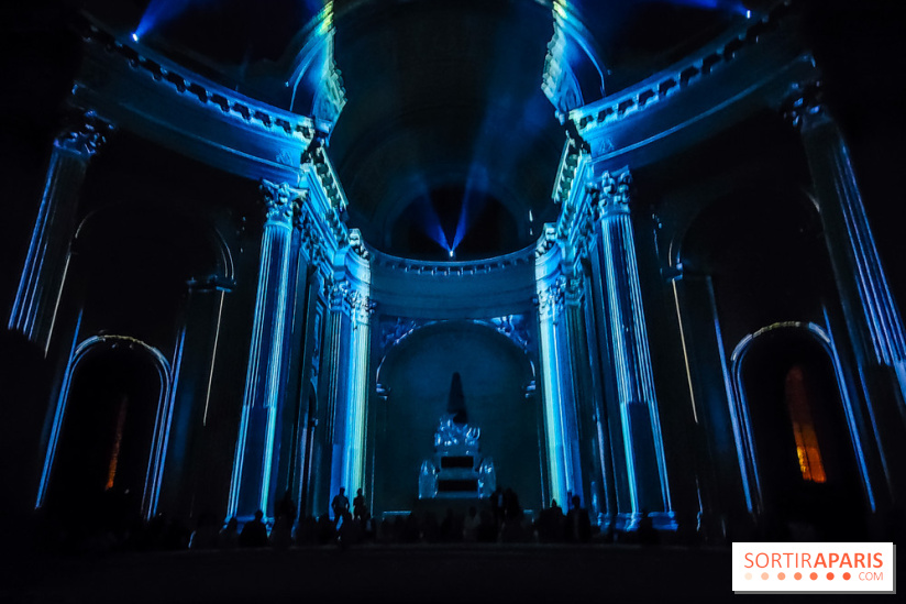 Aura, un spectacle son et lumières qui illumine le Dôme des Invalides - photos et vidéo