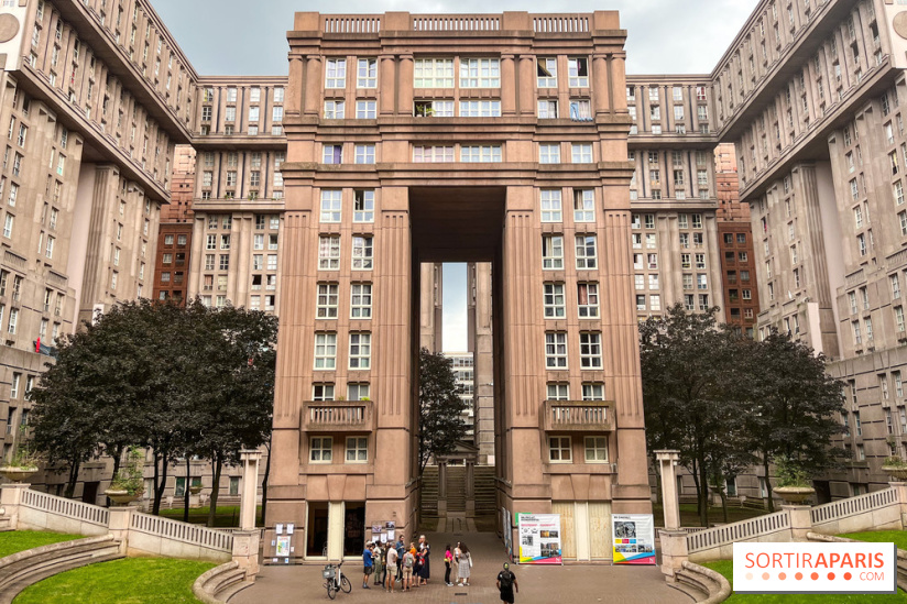 Découverte de l'architecture de Noisy-le-Grand, des Arènes de Picasso aux Espaces Abraxas