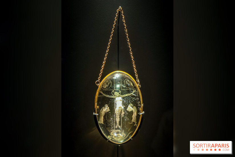 Voyage dans le cristal, l'exposition étincelante à découvrir au musée de Cluny - nos photos