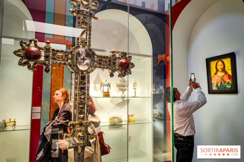 Voyage dans le cristal, l'exposition étincelante à découvrir au musée de Cluny - nos photos