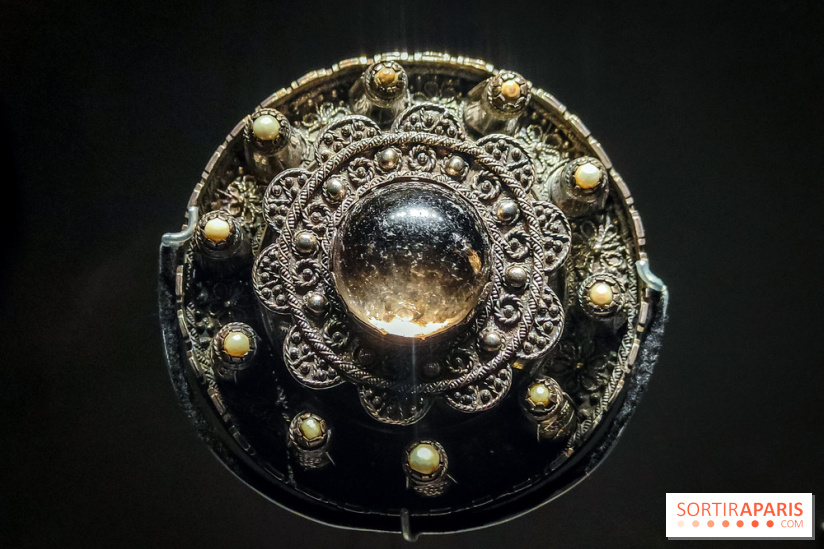 Voyage dans le cristal, l'exposition étincelante à découvrir au musée de Cluny - nos photos