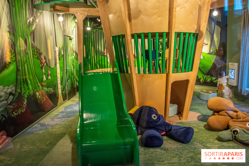 Moxy Paris Val d'Europe salle de jeux