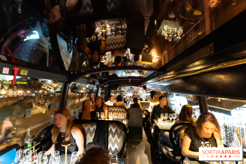 Bus Saint Germain 1920 - dîner dans un bus en traversant Paris  -  A7C3641