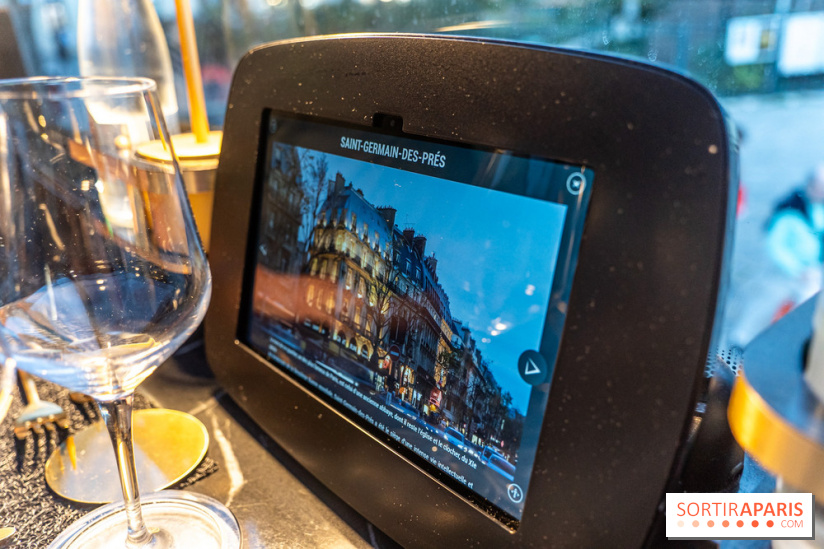 Bus Saint Germain 1920 - dîner dans un bus en traversant Paris  -  A7C3620