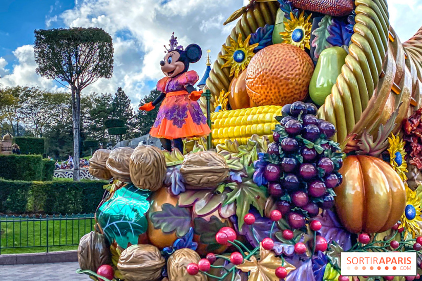 Halloween 2023 Disneyland Paris parade