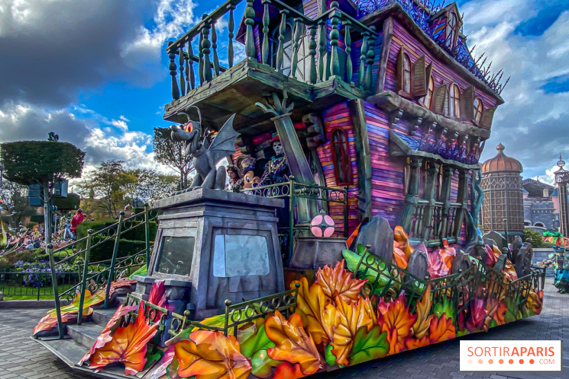 Halloween 2023 Disneyland Paris parade