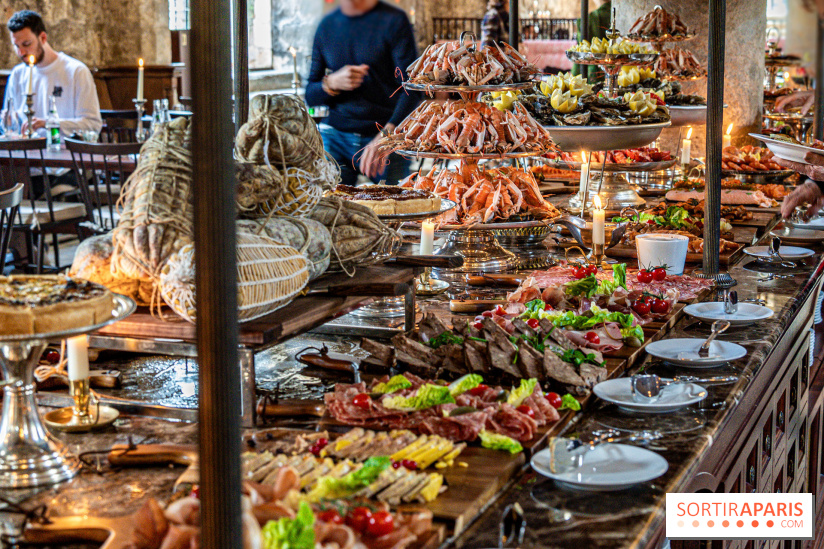 Le brunch du Réfectoire des Moines à l'Abbaye des Vaux de Cernay