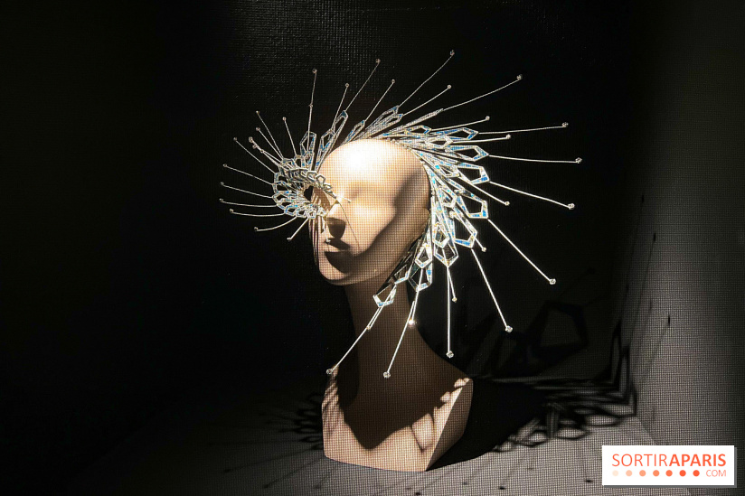 L’exposition retrospective de la créatrice de mode Iris Van Herpen au Musée des Arts Décoratifs