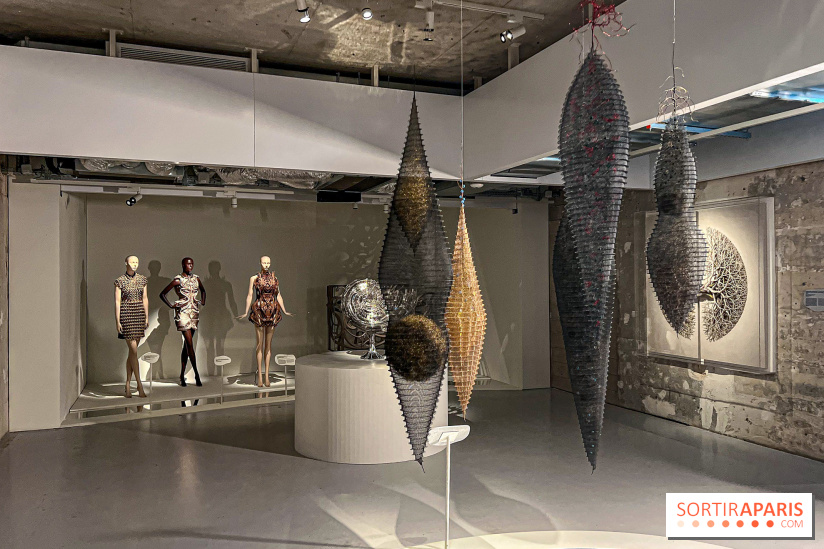 L’exposition retrospective de la créatrice de mode Iris Van Herpen au Musée des Arts Décoratifs
